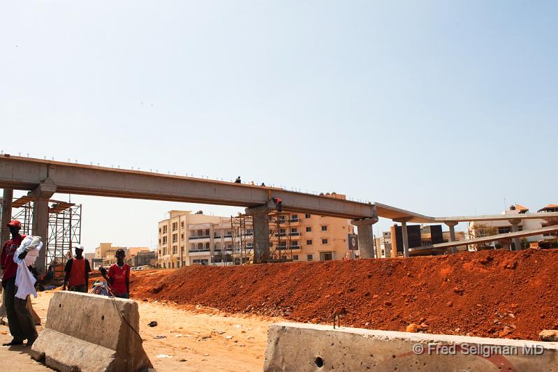 20090529_112923 D3 P1 P1.jpg - Autoroute construction, Dakar